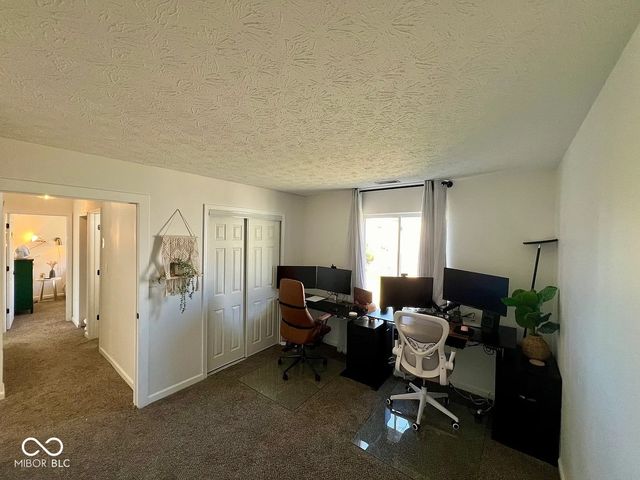 620 Cembra Drive, Greenwood, IN 46143