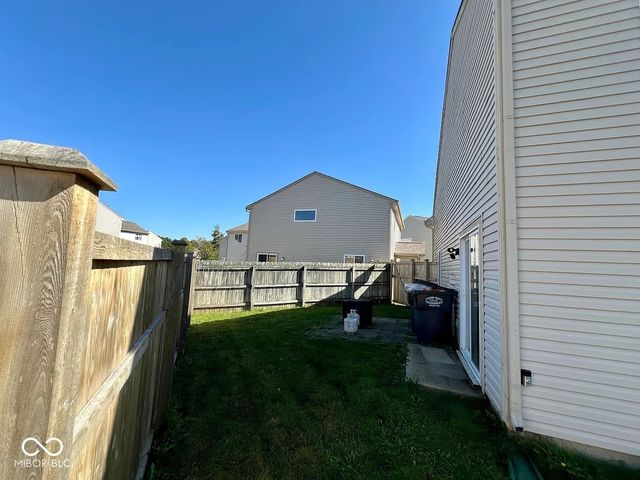 620 Cembra Drive, Greenwood, IN 46143