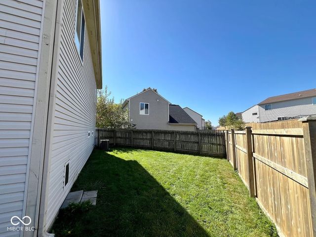 620 Cembra Drive, Greenwood, IN 46143