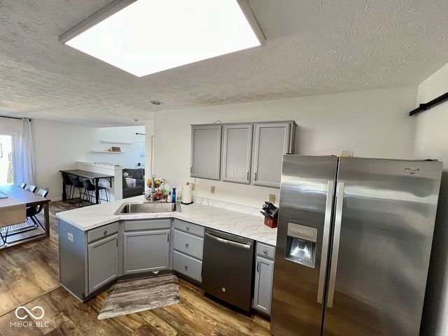 620 Cembra Drive, Greenwood, IN 46143