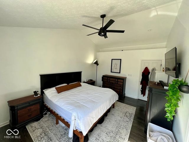 620 Cembra Drive, Greenwood, IN 46143