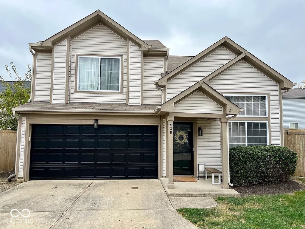 620 Cembra Drive, Greenwood, IN 46143