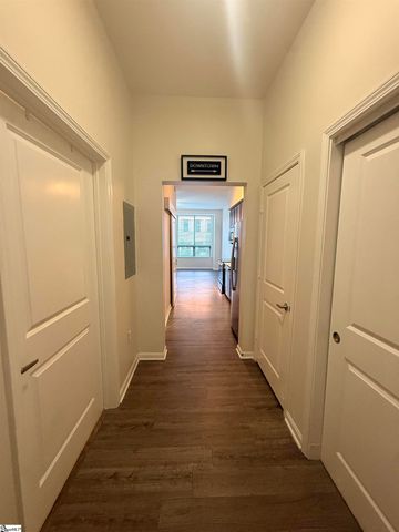 100 E Washington Street Unit 23, Greenville, SC 29601