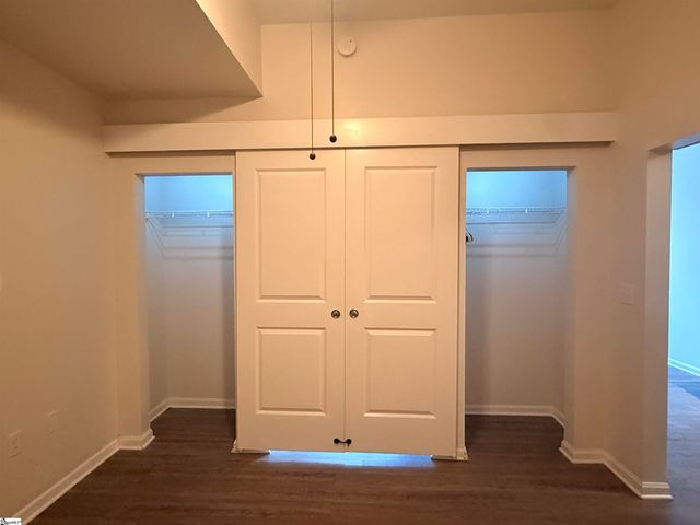 100 E Washington Street Unit 23, Greenville, SC 29601