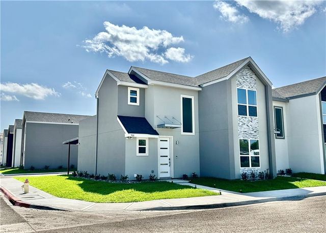 701 W Seminole Avenue, Pharr, TX 78577