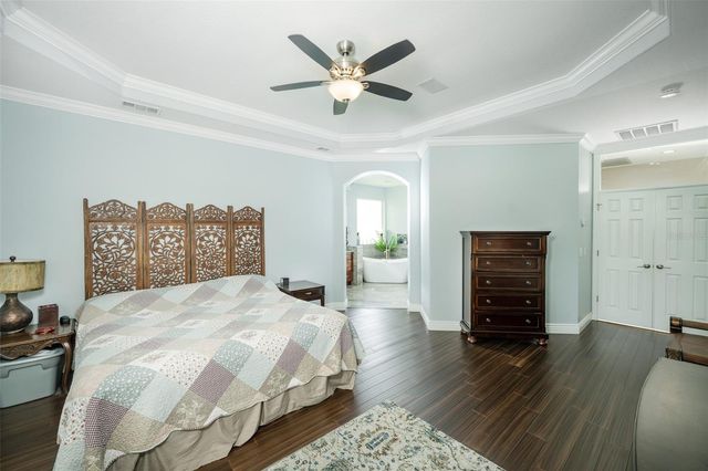5429 BURNT HICKORY DRIVE, Valrico, FL 33596