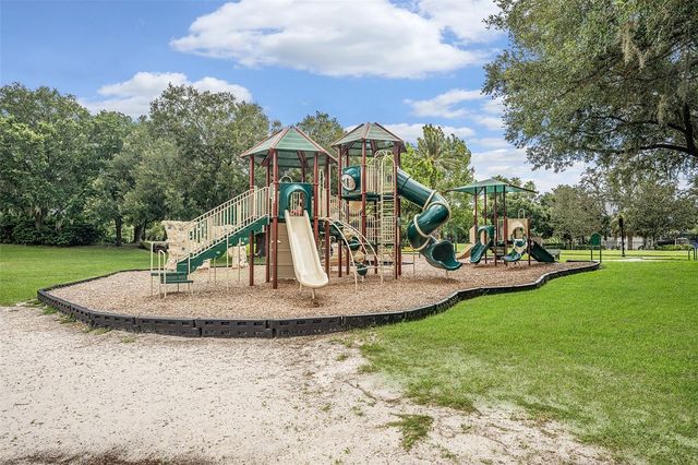 5429 BURNT HICKORY DRIVE, Valrico, FL 33596