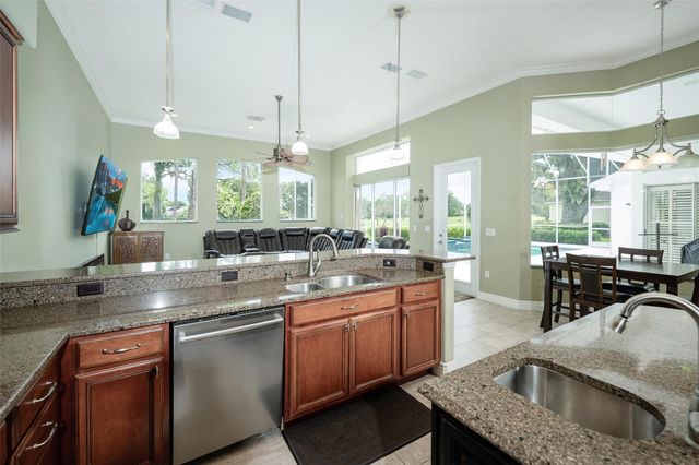 5429 BURNT HICKORY DRIVE, Valrico, FL 33596