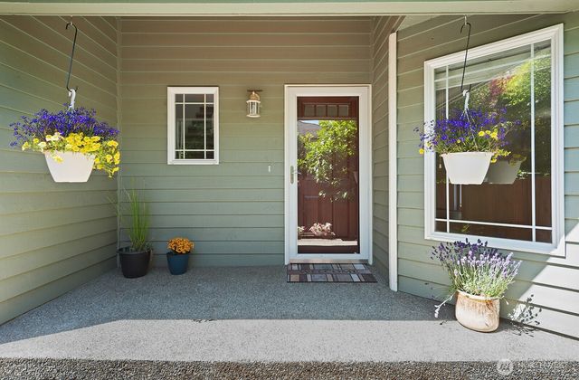 15732 Interlake Avenue N, Shoreline, WA 98133