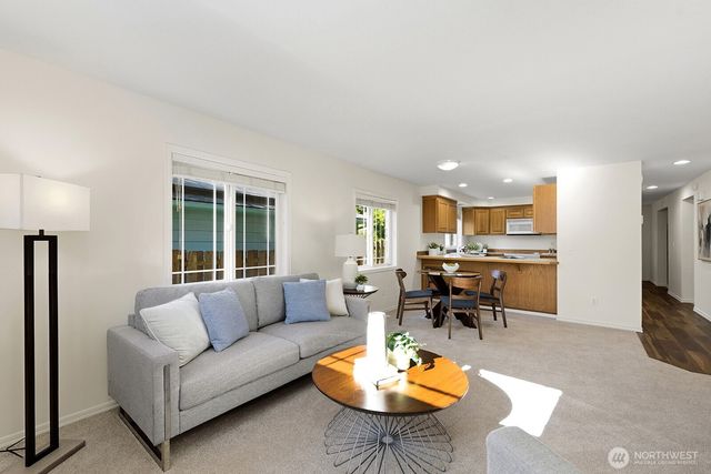 15732 Interlake Avenue N, Shoreline, WA 98133