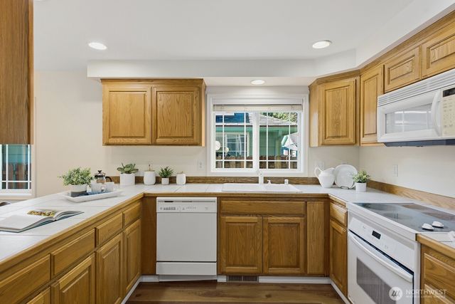 15732 Interlake Avenue N, Shoreline, WA 98133