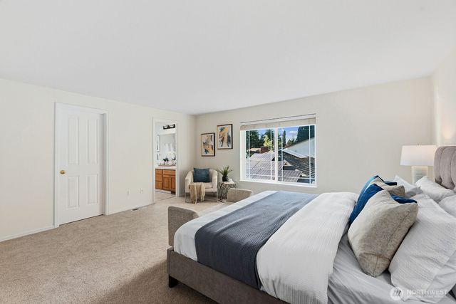 15732 Interlake Avenue N, Shoreline, WA 98133
