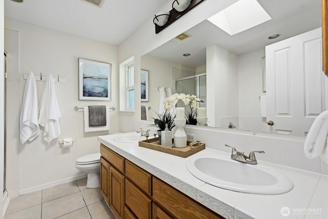 15732 Interlake Avenue N, Shoreline, WA 98133