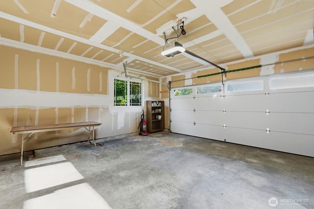 15732 Interlake Avenue N, Shoreline, WA 98133