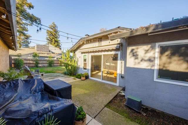 3081 Sea Gull Ln, Stockton, CA 95219