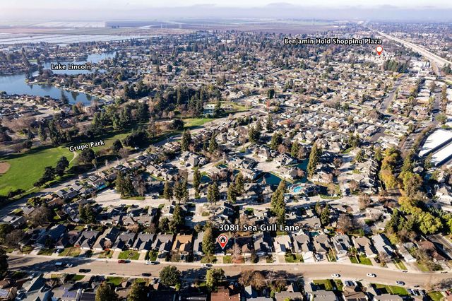 3081 Sea Gull Ln, Stockton, CA 95219