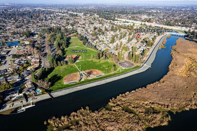 3081 Sea Gull Ln, Stockton, CA 95219