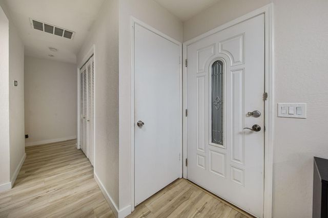 3081 Sea Gull Ln, Stockton, CA 95219