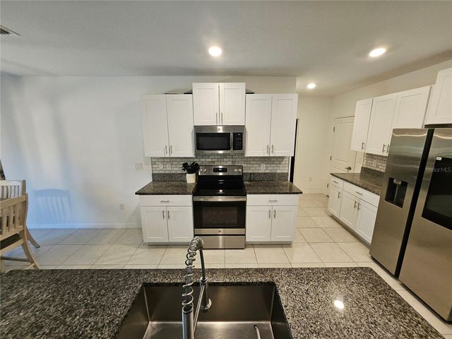 12751 WESTON OAKS LANE, Riverview, FL 33579