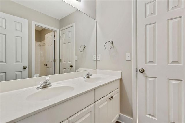 6885 Grassmoor Grange Way, Cumming, GA 30040