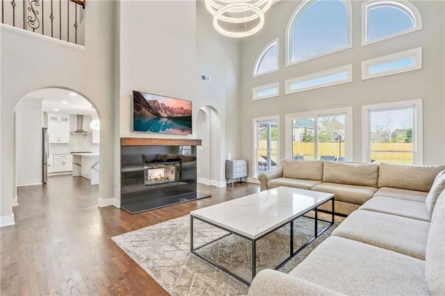 6885 Grassmoor Grange Way, Cumming, GA 30040