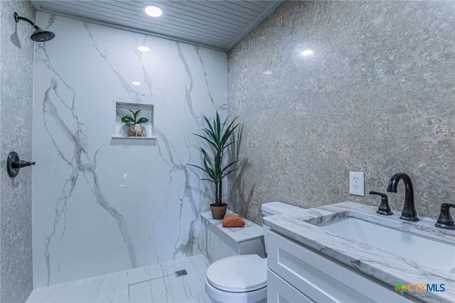 701 Steven Street, Troy, TX 76579