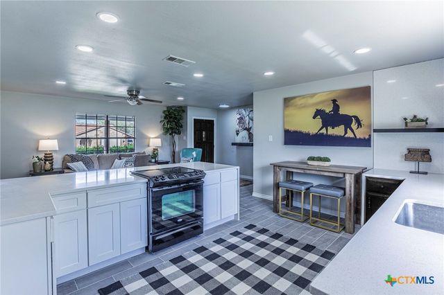 701 Steven Street, Troy, TX 76579