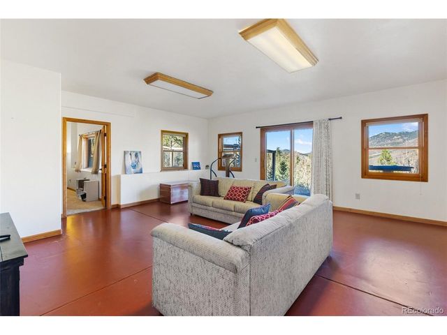 9110 Mountain Rd, Cascade, CO 80809