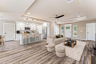 4000 Fairway Drive, Granbury, TX 76049