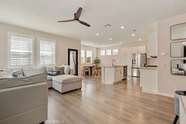 4089 Summer Way, Corona, CA 92883
