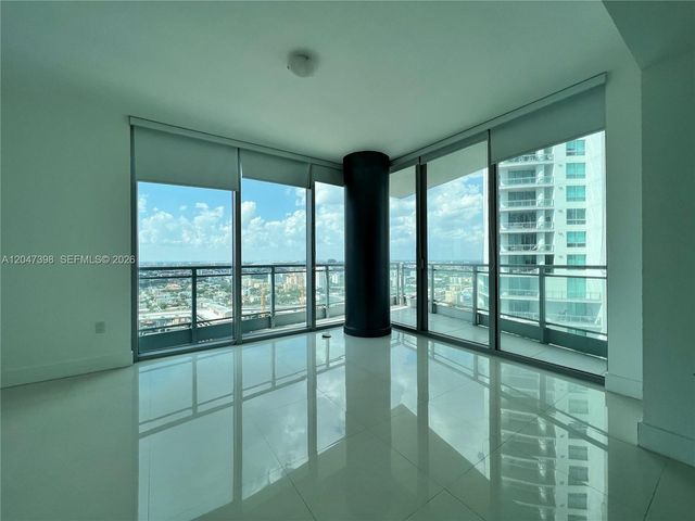 92 SW 3rd St 3310, Miami, FL 33130