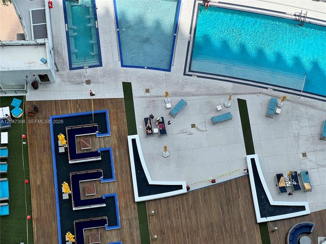 92 SW 3rd St 3310, Miami, FL 33130