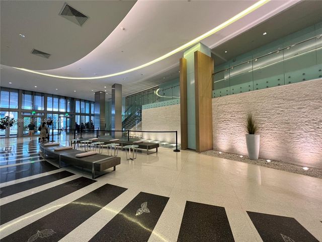 92 SW 3rd St 3310, Miami, FL 33130