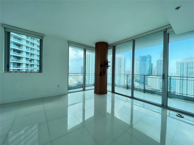 92 SW 3rd St 3310, Miami, FL 33130