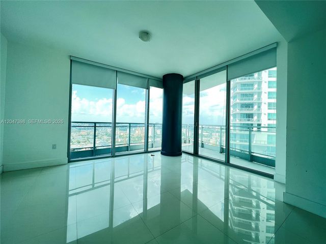 92 SW 3rd St 3310, Miami, FL 33130