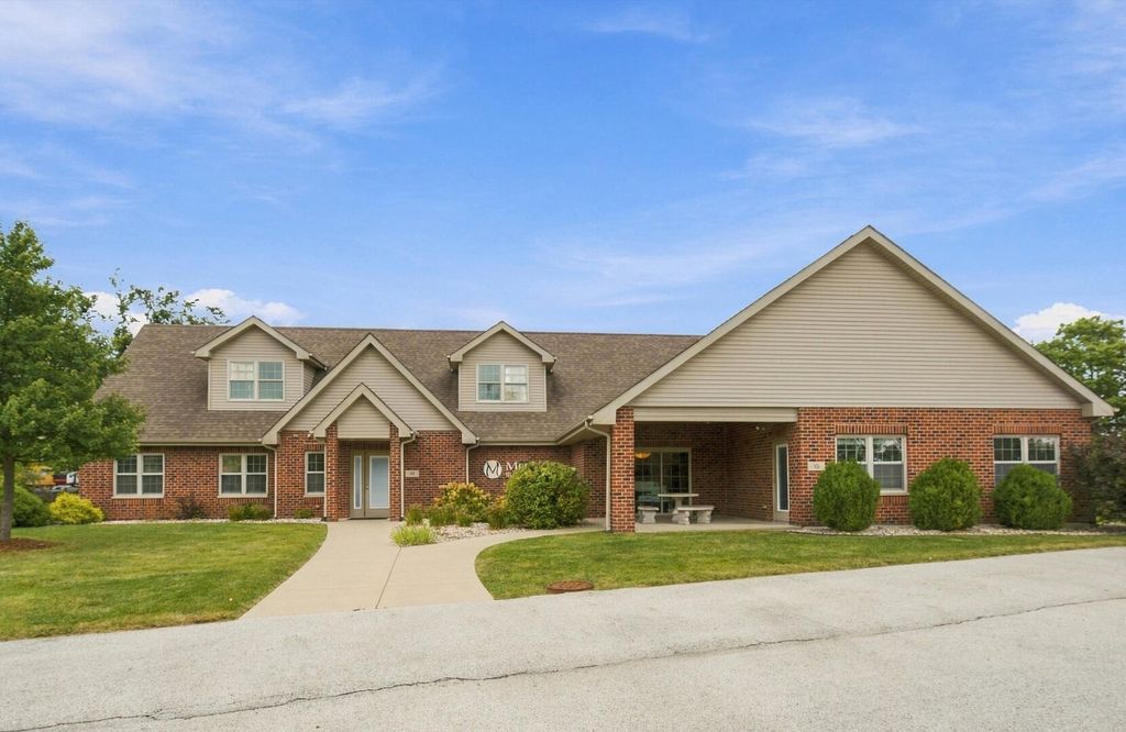 17 Scrementi Lane, Steger, IL 60475 — exterior
