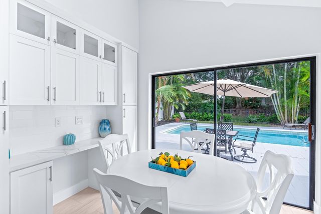 2442 Windsor Way Court, Wellington, FL 33414