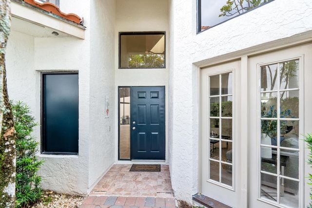 2442 Windsor Way Court, Wellington, FL 33414