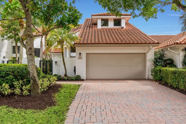 2442 Windsor Way Court, Wellington, FL 33414