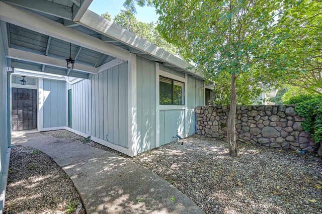5638 Cypress Point Dr, Citrus Heights, CA 95610