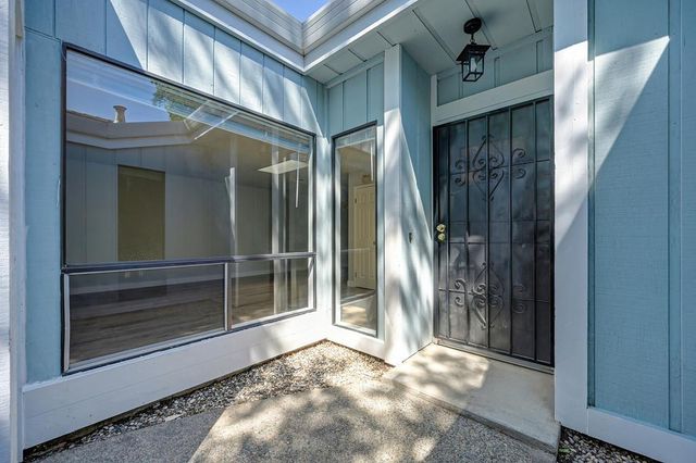 5638 Cypress Point Dr, Citrus Heights, CA 95610