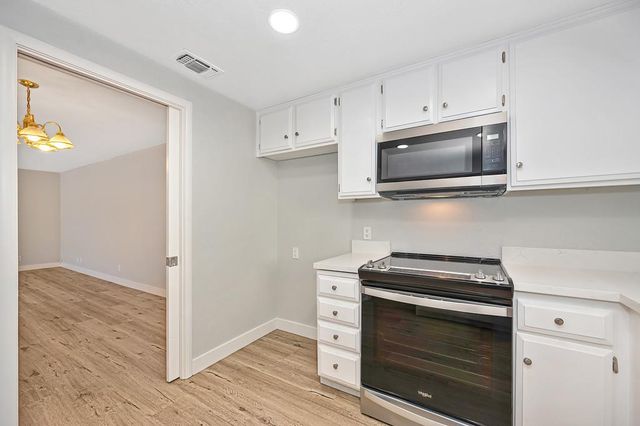 5638 Cypress Point Dr, Citrus Heights, CA 95610