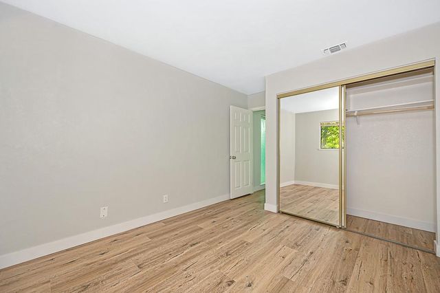 5638 Cypress Point Dr, Citrus Heights, CA 95610