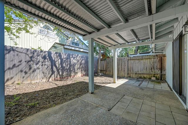 5638 Cypress Point Dr, Citrus Heights, CA 95610