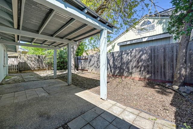 5638 Cypress Point Dr, Citrus Heights, CA 95610