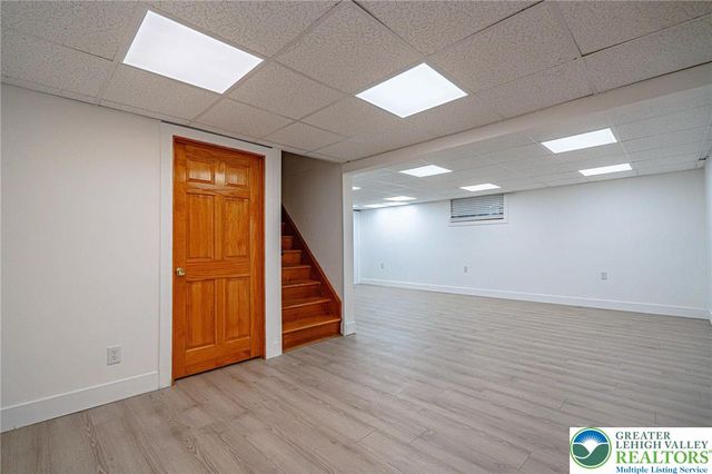 3442 Hickory Circle, South Whitehall Twp, PA 18103