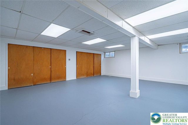 3442 Hickory Circle, South Whitehall Twp, PA 18103