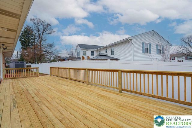 3442 Hickory Circle, South Whitehall Twp, PA 18103