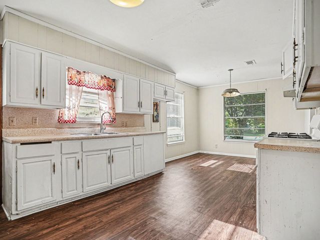 5918 Overlook Drive, Dallas, TX 75227
