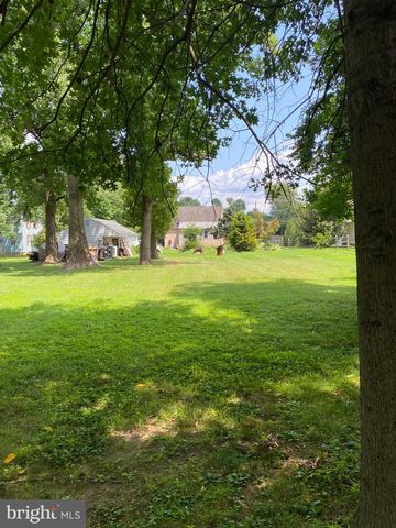 917 LIMEKILN PIKE, Ambler, PA 19002